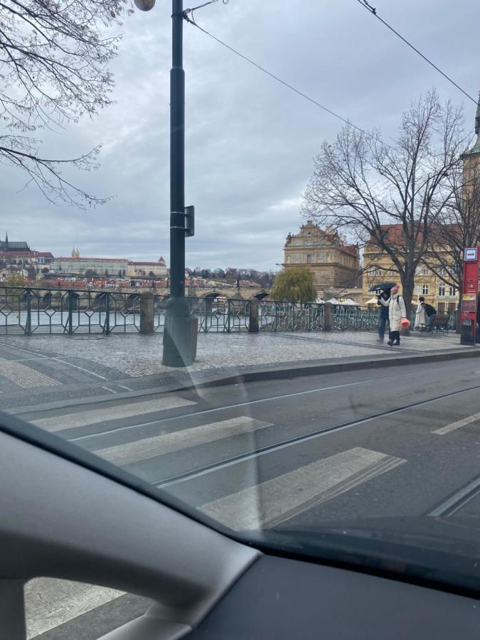 Lejlighed Ana Sehr Ruhig, Sehr Gross, Einfach Wohl Zu Fuehlen Prag